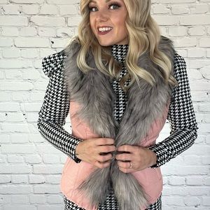 HOST PICK💕 Blush Pink Vegan Leather Faux Fur Lined VEST